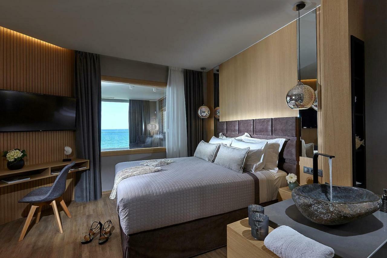 הרסוניסוס Seafront Apartments By Myseasight מראה חיצוני תמונה