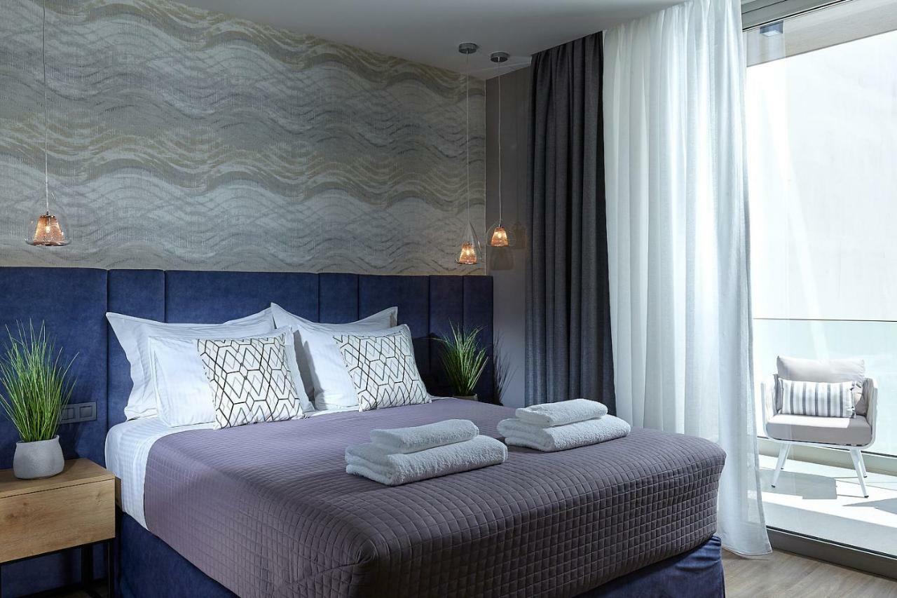 הרסוניסוס Seafront Apartments By Myseasight מראה חיצוני תמונה