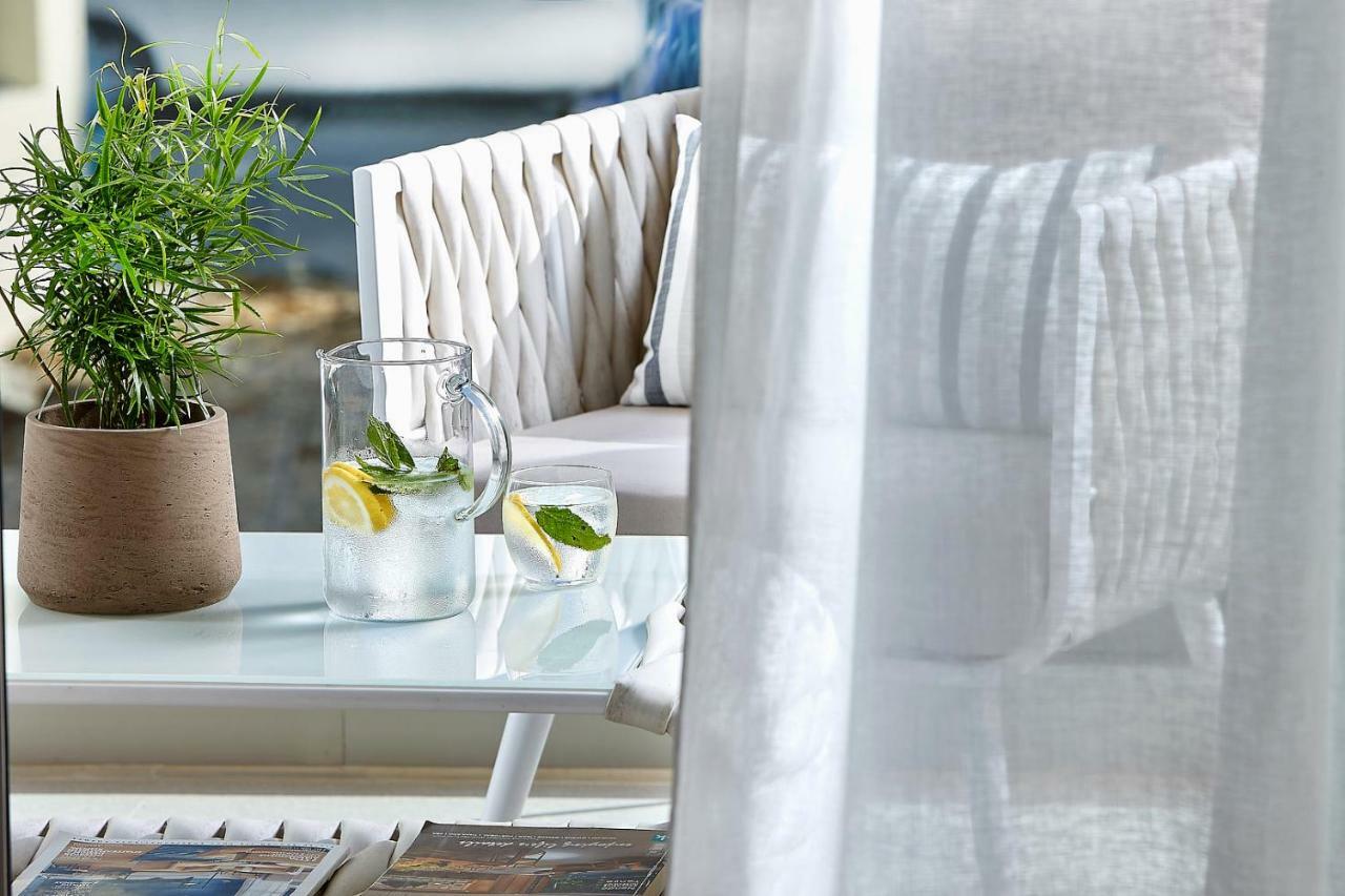 הרסוניסוס Seafront Apartments By Myseasight מראה חיצוני תמונה